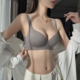 大胸显小内衣女缩胸聚拢收副乳防下垂大码全罩杯无痕文胸大码文胸