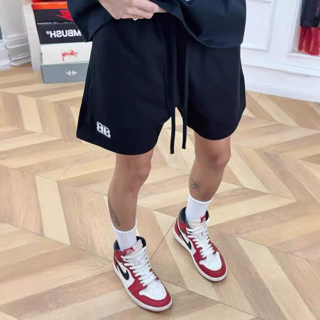 Тяжелый минималистский ветер белый серый шнур пятикратные повседневные шорты 2024 летний базовый мужской и женский шнур