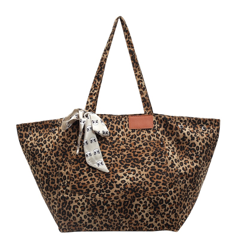 Bolso de alta calidad de gran capacidad con estampado de leopardo transfronterizo 2024 invierno nuevo bolso de hombro de moda bolso de lona grande