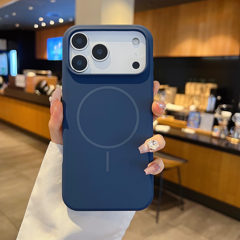 Suitable for Iphone17 Mobile Phone Case, Liquid Silicone Magnetic Skin-Feel Anti-Fall Protective Cover for Apple 16 with Integrated Buttons