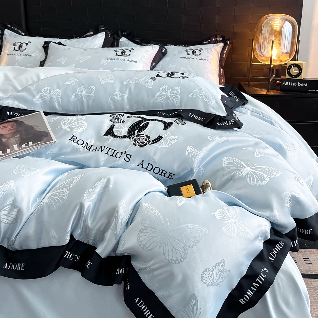 Light Luxury Shiny Jacquard Washed Silk Four-Piece Set Summer Cooling Ice Silk Embroidered Bedding Set with Fitted Sheet for Export