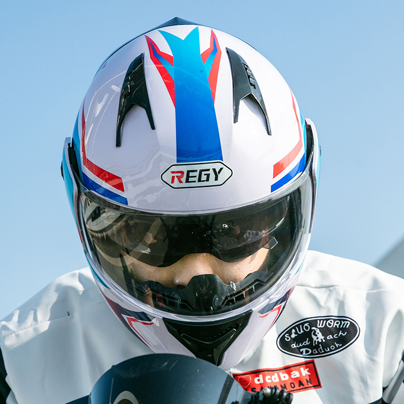 Nuevo producto nuevo casco de doble lente estándar nacional casco de motocicleta masculino y femenino cuatro estaciones casco de motocicleta