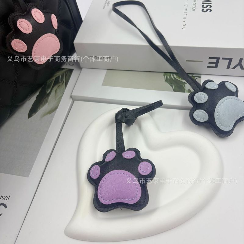 新款猫爪皮革挂件钥匙扣可爱猫狗挂饰包包挂件钥匙扣挂件小礼品|undefined