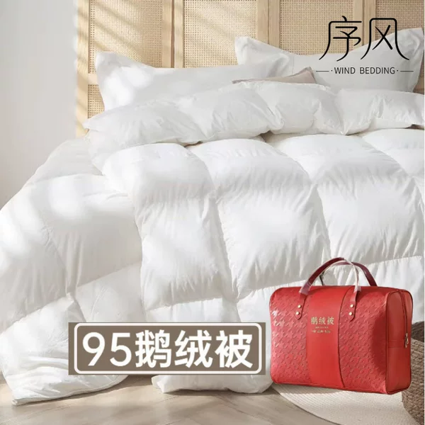 Wholesale processing of winter warm comforters, down comforter cores, hotel feather comforters, cotton comforters, 95% goose down comforters, and white goose down comforters