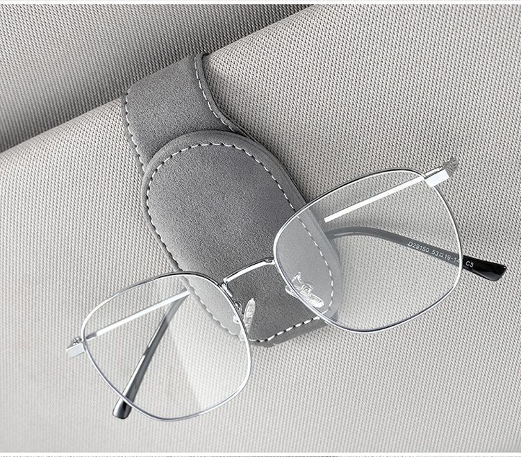 Multifunctional Car Glasses Clip Sun Visor Glasses Case Creative Sunglasses Clip Car Card Storage Glasses Clip Artifact