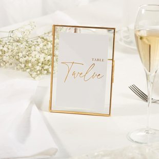 Shenzhen Dongguan Tangxia Yama hot selling color 4*6 inch gilding minimalist high-end wedding entertainment table card table card