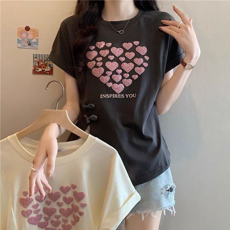 Tamaño grande 2024 nueva camiseta de manga corta de verano con sentido de diseño irregular Las mujeres gordas mm cubren el vientre y se adelgazan image 1