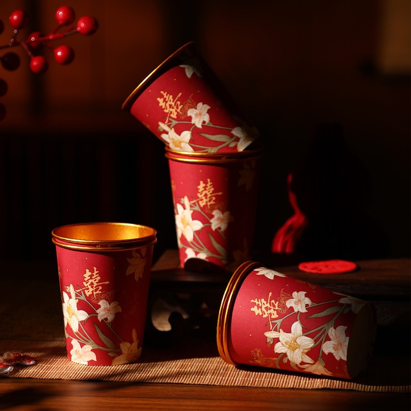 Wedding disposable paper cups, thickened and reinforced with gold luxury inner coating, wedding paper cups, wedding supplies, eco-friendly and high-temperature resistant cups Wedding disposable paper cups, thickened and reinforced with gold luxury inner coating, wedding paper cups, wedding supplies, eco-friendly and high-temperature resistant cups