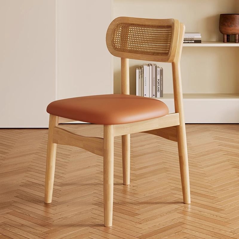 Madera sólida + cojín de piel naranja