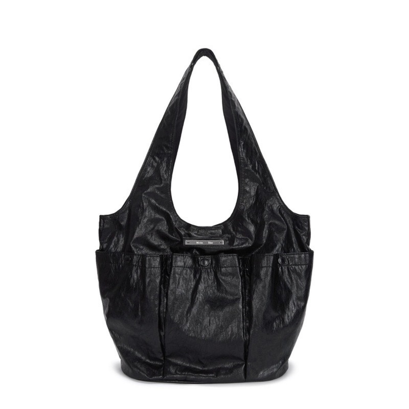 Matinkim Pleated Double-Pocket Shoulder Tote Bag, Same Style as Nan Nan, Korean Style Commuter Underarm Bag, Spring Bucket Bag