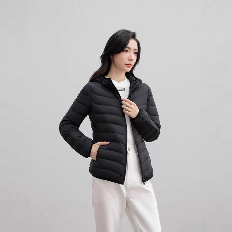 Duck Duck Style Lightweight Short down Jacket for Women, New National Standard 90% Down, 2025 Winter New Ultra-Light Coat for Women