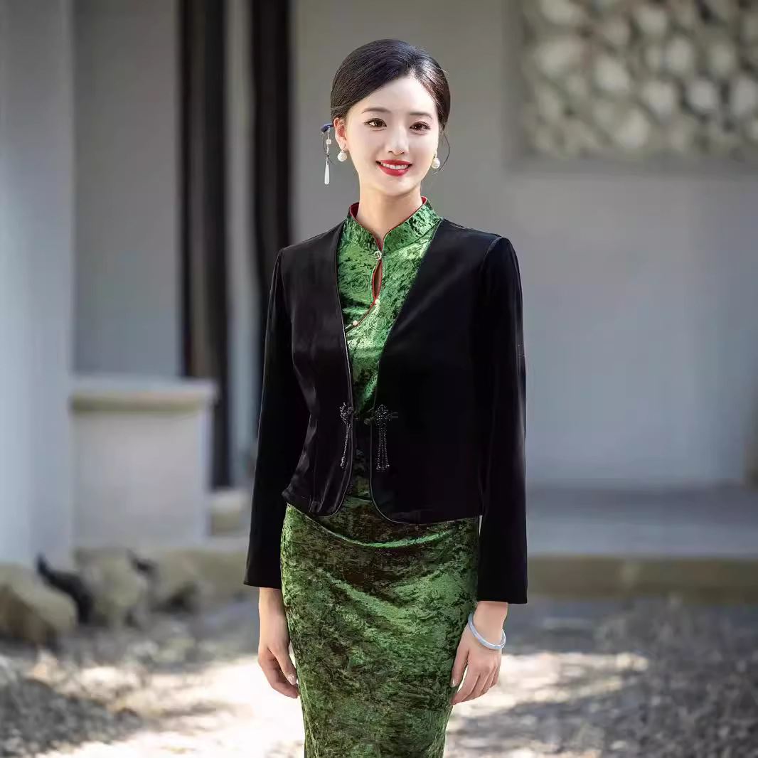 Autumn fashionable velvet cheongsam