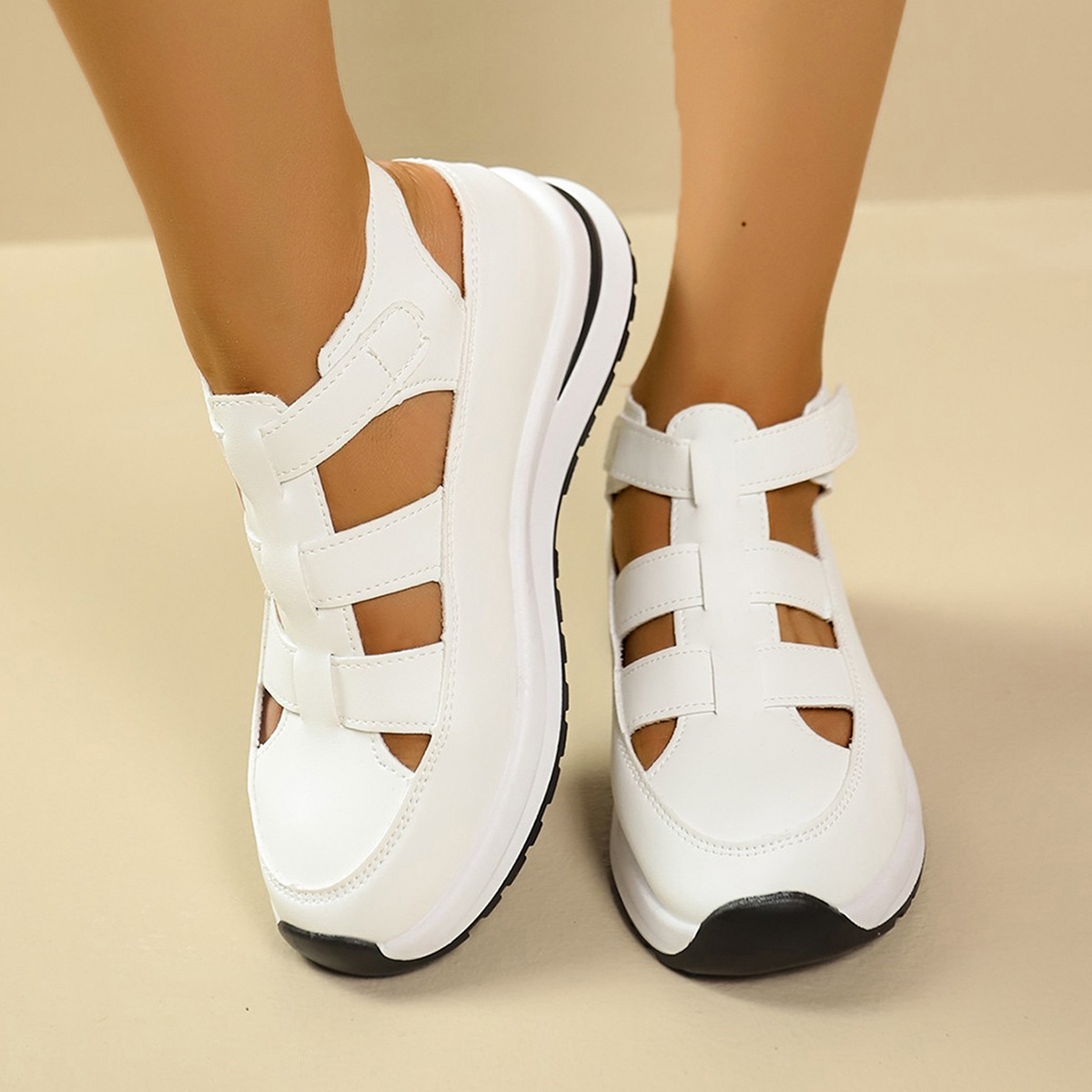 Comercio exterior de tamaño grande sandalias de talón de pendiente hueca verano 2025 nuevo velcro muffin grueso interior zapatos de altura de mujer 43