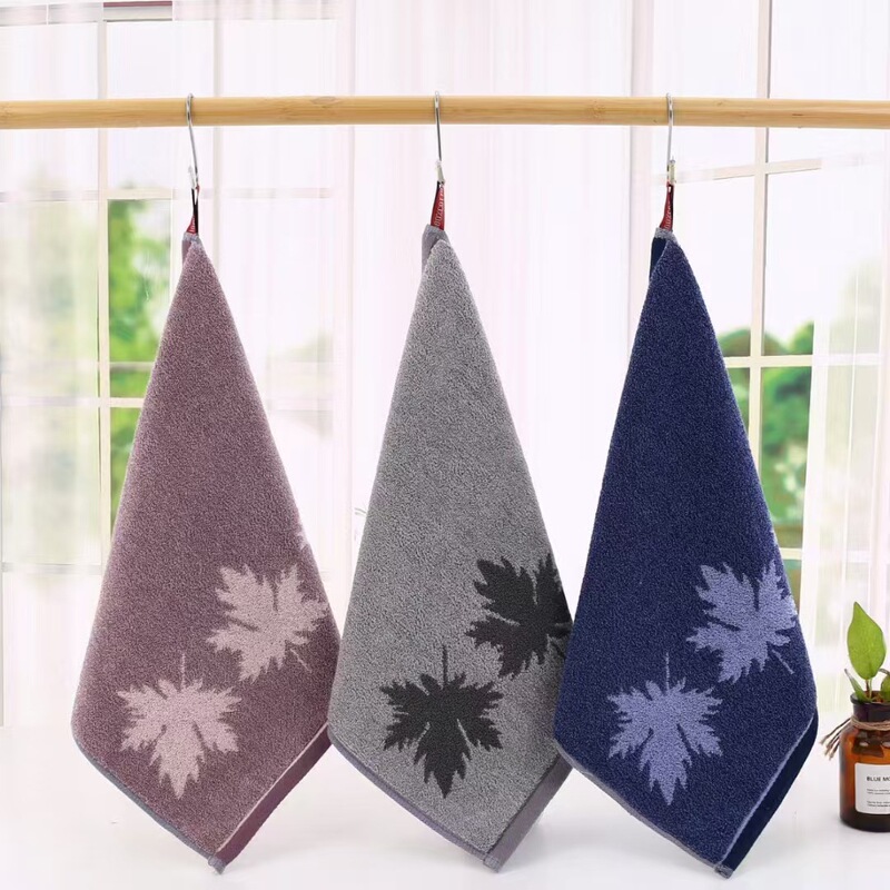 Factory wholesale small square towel daily wash face small towel supermarket stall shopping mall stall embroidered logo welfare Factory wholesale small square towel daily wash face small towel supermarket stall shopping mall stall embroidered logo welfare