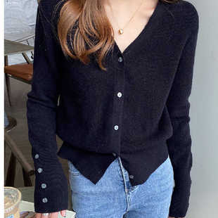 V Neck Knitted Cardigan Jacket Autum New Women's Inner Layering Shirt Spring and Autum Thin Loose Top