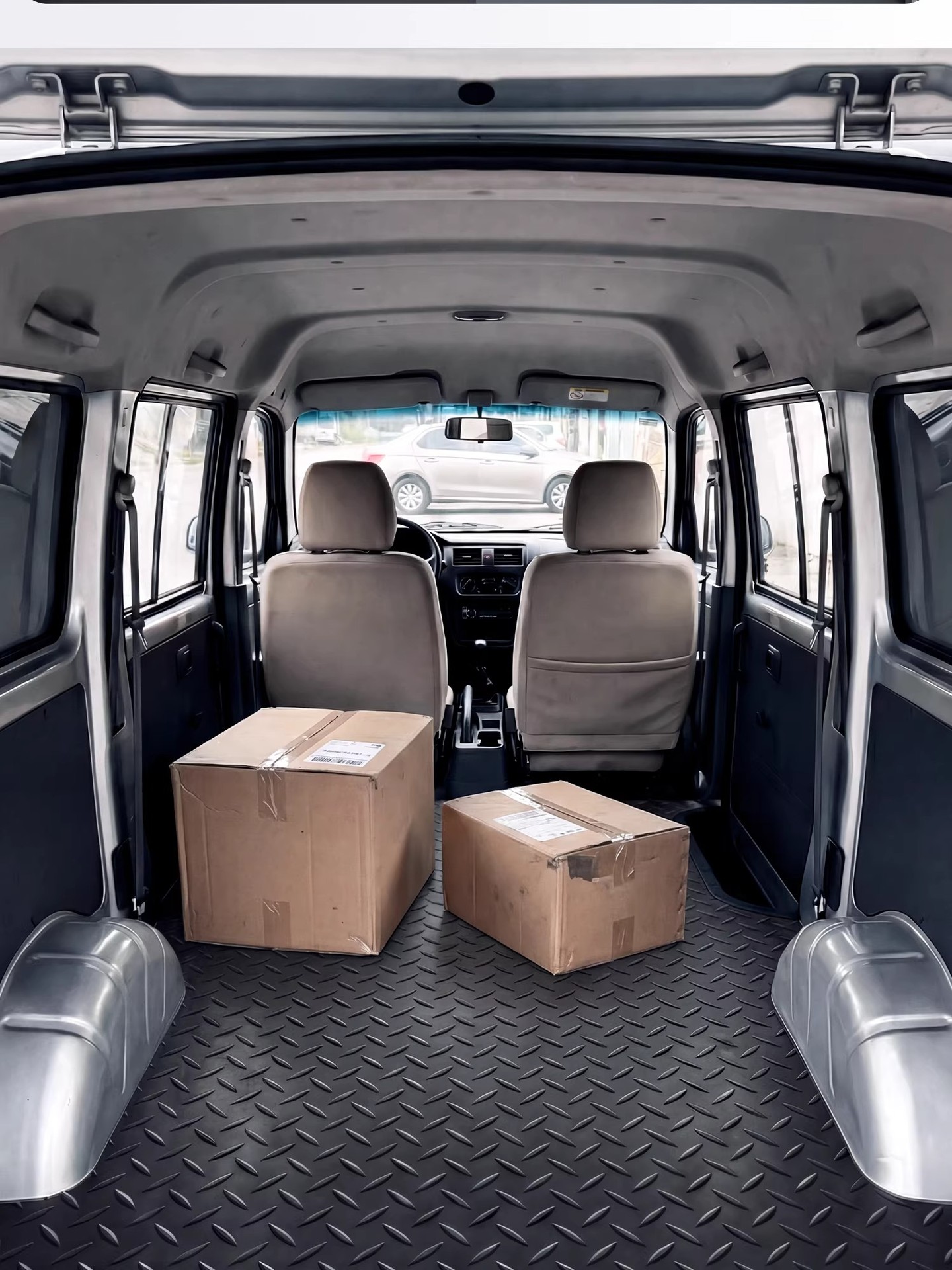 Car Cabin Floor Mat, Non-Slip Rubber Mat, Outdoor Waterproof and Sun-Resistant Foot Mat, Commercial Carpet, Kitchen, Stairs, Hotel, Company, Thick