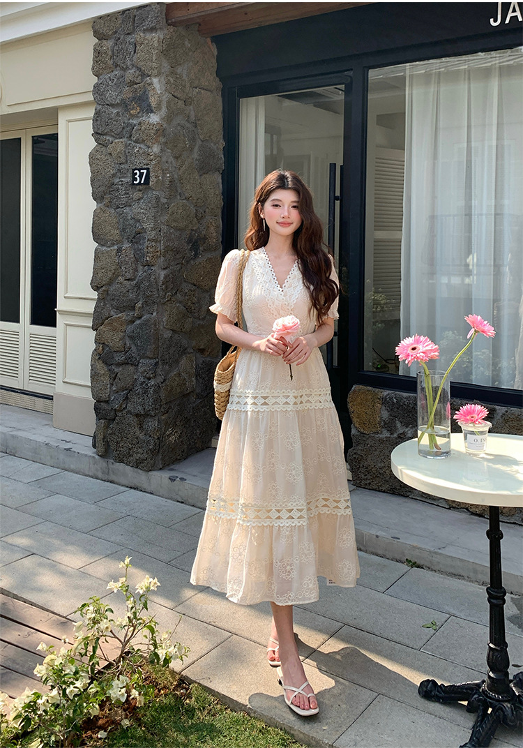 Đầm maxi nữ tay bồng ren hoa V cut-out phong cách Pháp cung đình — xanh lam, màu hồng, màu mơ chi tiết 10