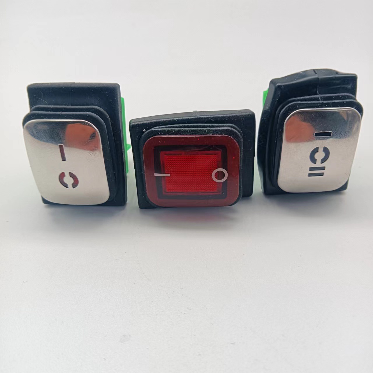 厂家直供防水船型开关KCD1-D 3脚2档红色绿色带灯3脚翘板开关