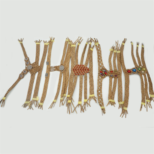 Factory direct Bohemian simple style woven upper beach slippers mother shoes handmade beaded shoes surface