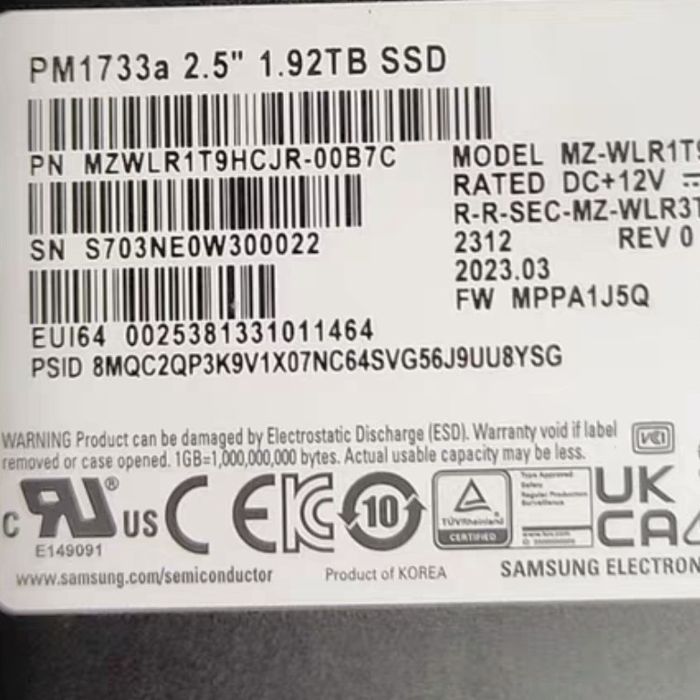 PM1733A Solid State Drive 1.92T