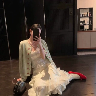 重工双排扣绣花开衫女羊毛混纺女2026新款手工缝合开衫女跨境打底