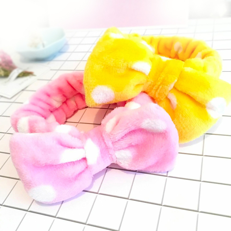 Europa y América Amazon lindo lunares de terciopelo coral arco banda de pelo femenino lavado de cara diadema maquillaje deportes accesorios para el cabello al por mayor