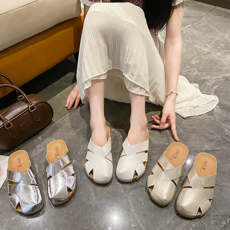 Летние новые полусандалии в стиле ретро с открытым носком, дышащие тапочки для женщин, удобные плоские туфли-мюли.