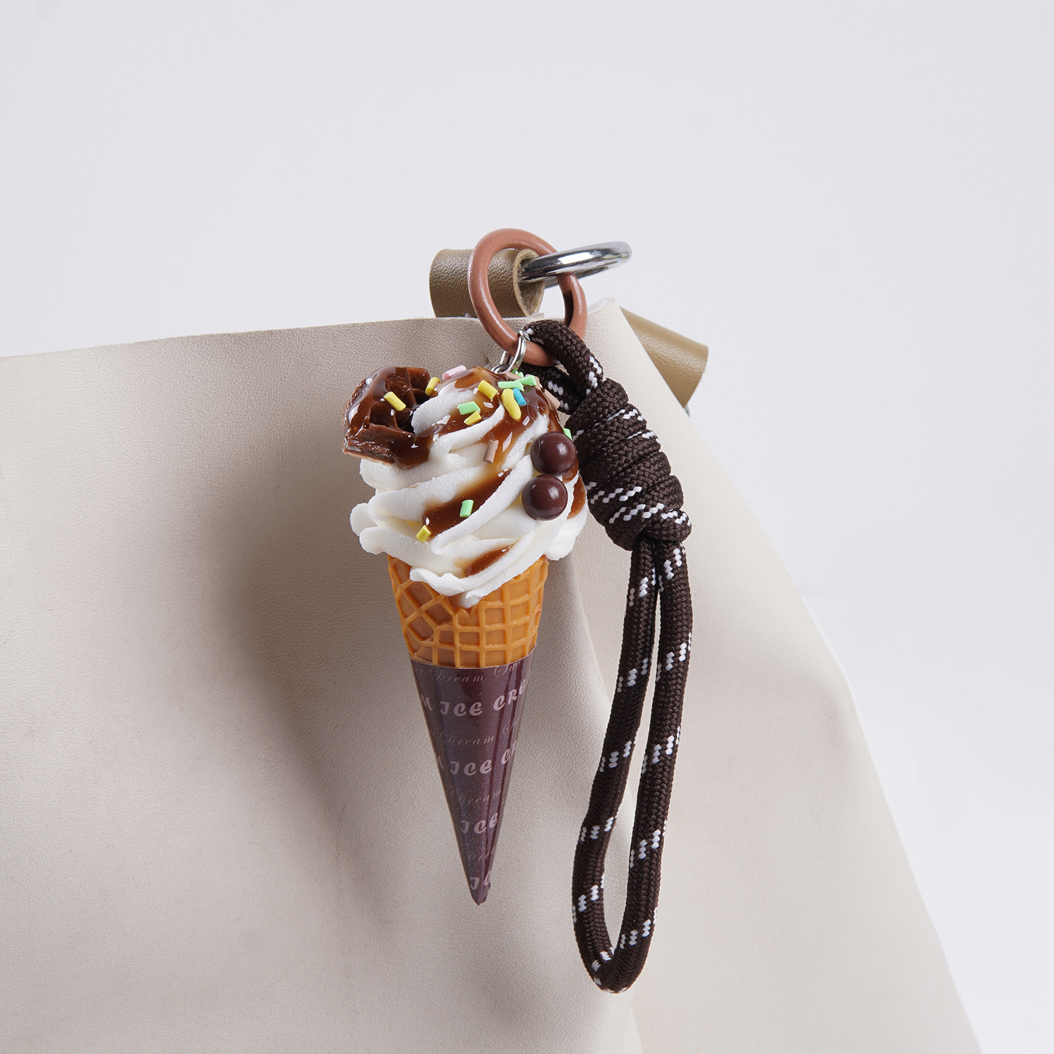 Simulación de helado colgante helado de frutas creativo juguete de simulación de helado de barril colgante