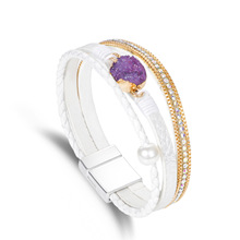 �羳�W���r�аٴ�Ů�����18��ˮ���֭h�����ֹ����ӺϽ�ſ����C