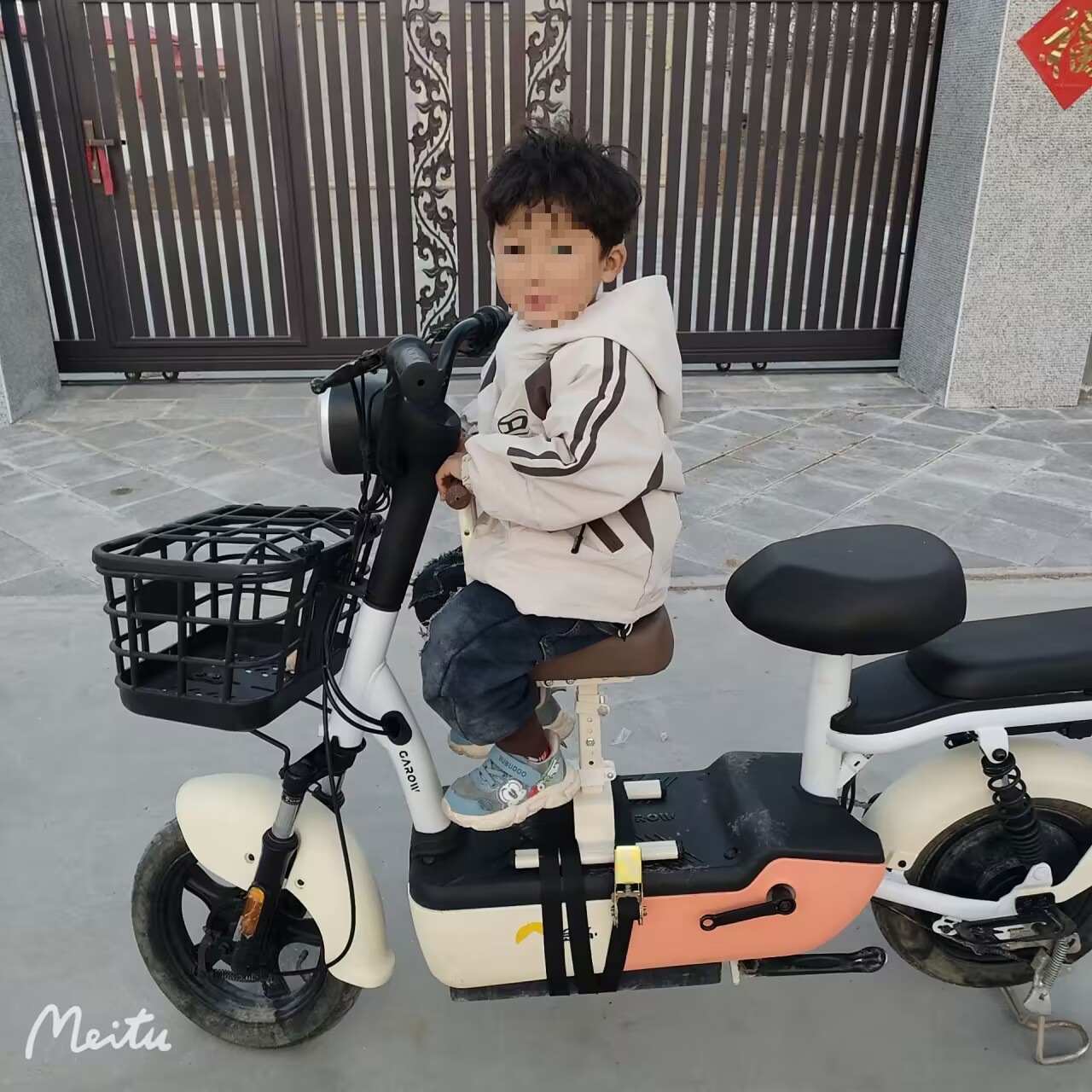 Electric Vehicle Front-Mounted Child Seat, Electric Motorcycle Child Safety Seat, Baby Safety Seat, Electric Scooter Safety Seat Wholesale