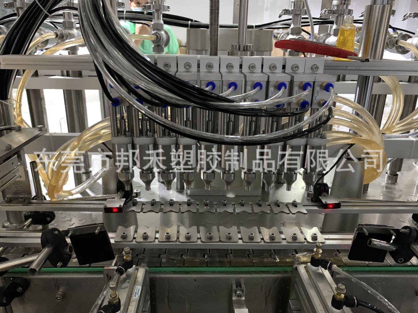 灌装机微信图片_202103121638442 (3) -