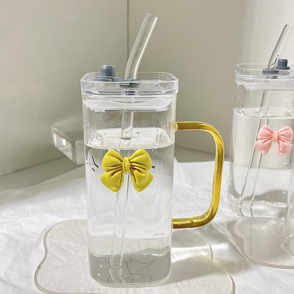 Transparent square coffee glass with glass with bow