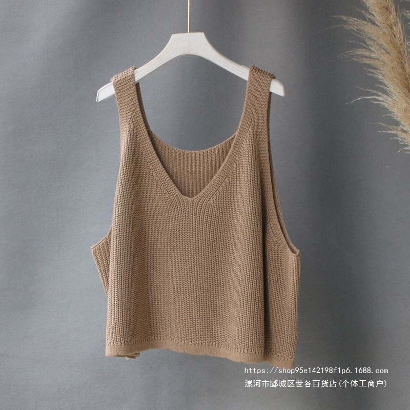 Solid color cotton vest, sleeveless knit sweater, short style, loose fit, versatile.