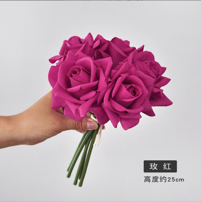 촉촉한 컬링 로즈 로즈 레드