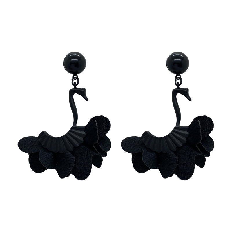 2023 nuevos pendientes de diseño exagerado de moda de lujo ligero Pendientes largos de temperamento retro Pendientes de cisne negro noble mujer