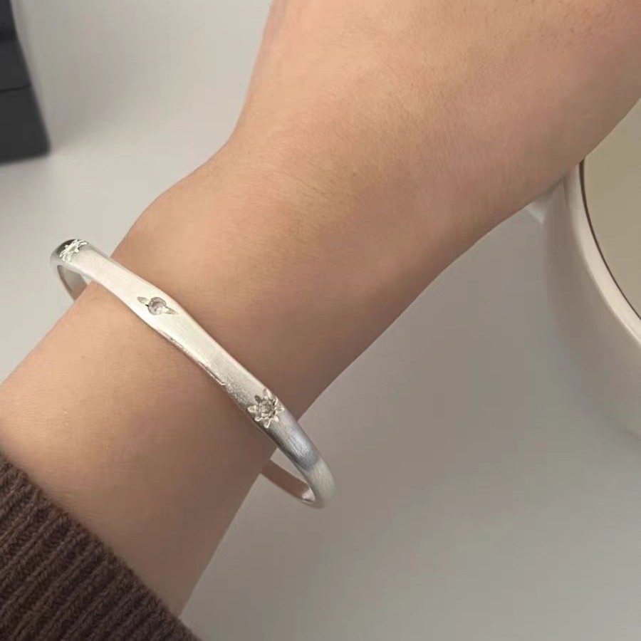 S925純銀糸星芒ブレスレット高級感気質デザイン通体銀精致手飾バレンタインデープレゼント