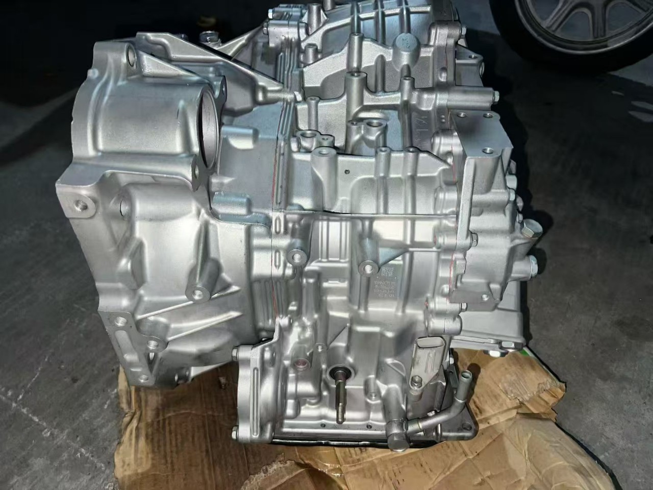 Factory Direct Sales of Brand New Anh20W Transmission Suitable for Toyota Vellfire 2.4L Fwd in Stock
