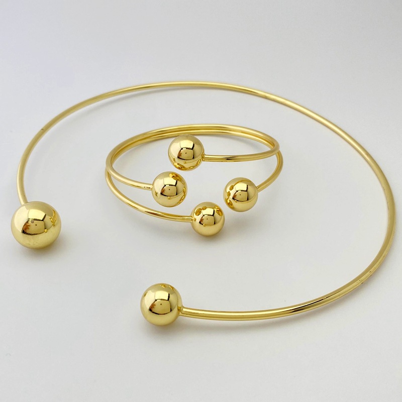 A necklace + bracelet