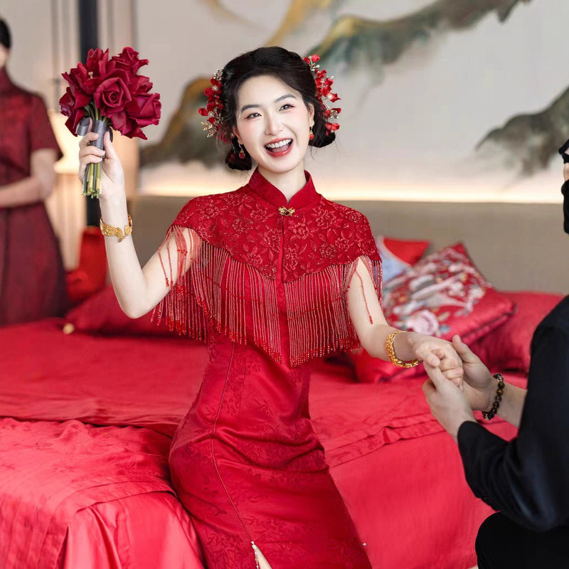 One-Shoulder Toast Dress for the Bride, New Chinese-Style Burgundy Wedding and Engagement Dress, High-End Embroidered Long Dress, Cheongsam