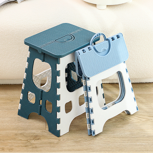 Household folding stool simple adult children's plastic small bench portable stackable outdoor fishing boarding train Mazar
