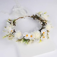 森の花嫁の花輪、妖精のような美しい模擬花の頭飾り、手織りの花輪のヘッドバンド、インターネット有名人の写真小道具