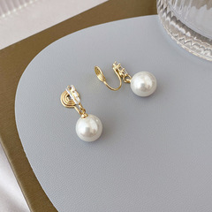 Elegant daily fashion commuting earrings with a charming and versatile high-end pearl earring design, mosquito coil-shaped, suitable for women without pierced ears