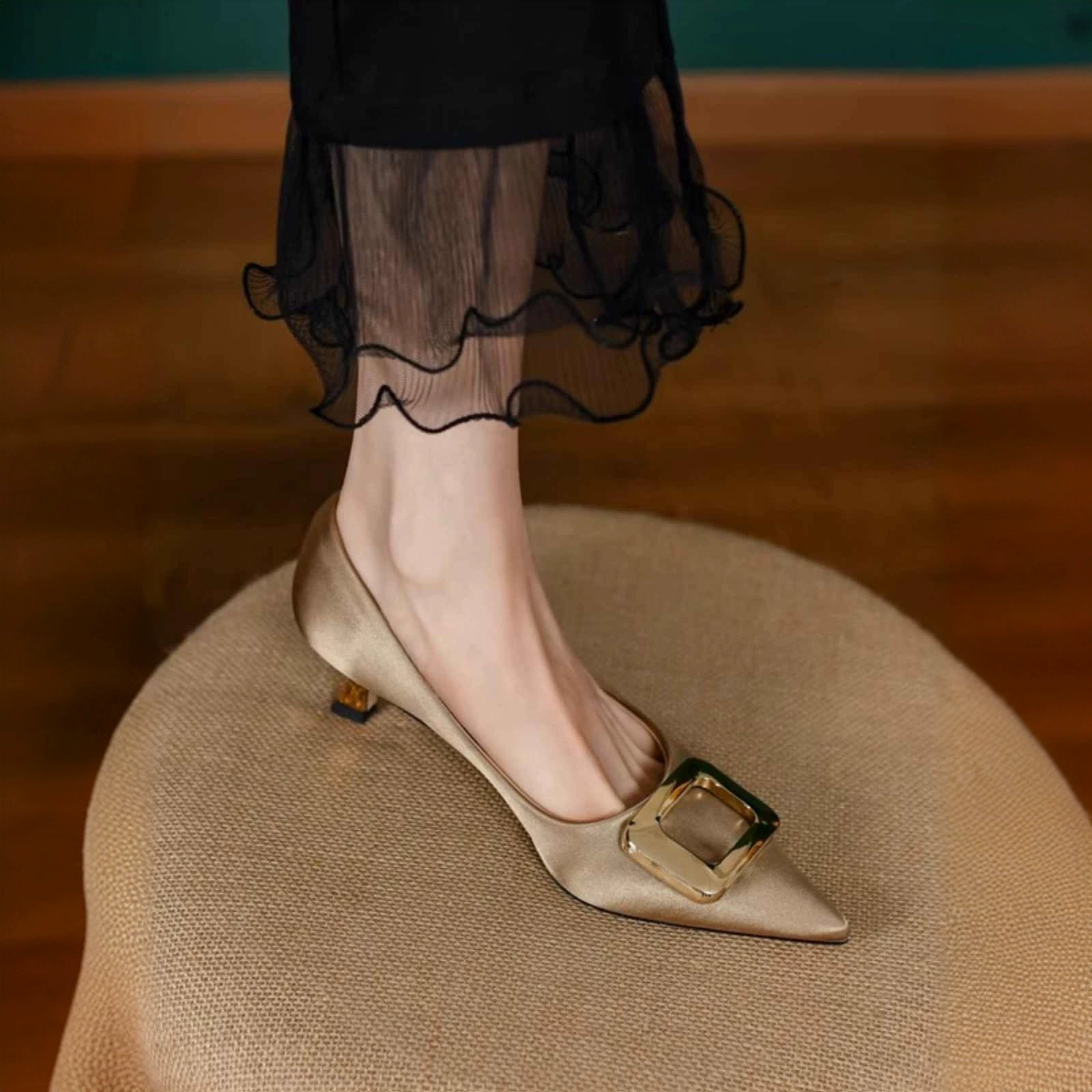 В наличии: Туфли на высоком каблуке из мягкой кожи 2058, с юбкой, женские, весна-осень 2025, новинка, французский стиль, острый носок, квадратная пряжка