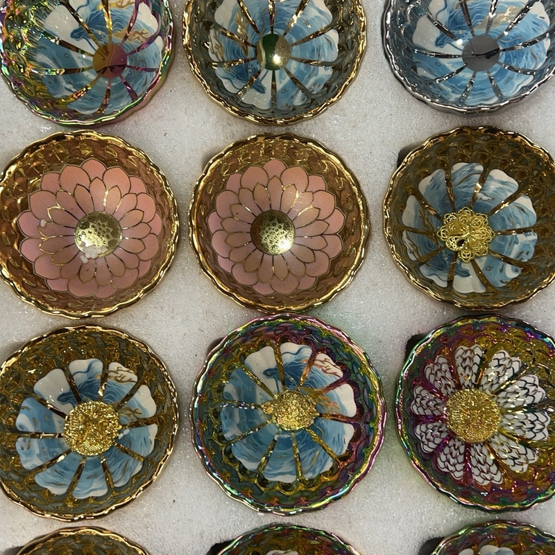 金蓮の花の主人の杯は生放送します。|undefined