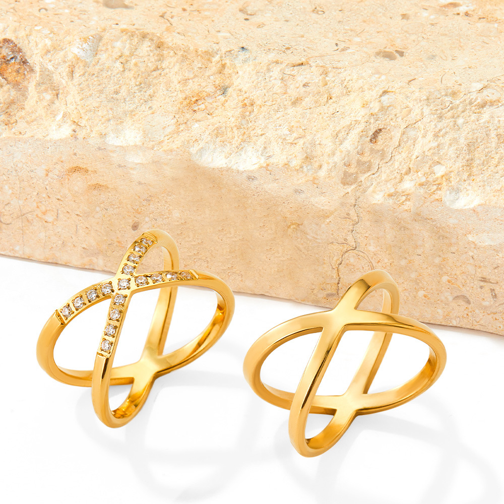 Daily Occasion 304 Stainless Steel Material Wholesale Jewelry Fashion Solid Color 304 Stainless Steel Rhinestones 16K Gold Plated White Gold Plated Gold Plated Criss Cross Stainless Steel Rings