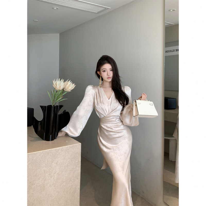 法式提花领长袖连衣裙女装秋季修身绑带长裙新品感收腰包臀裙子|undefined