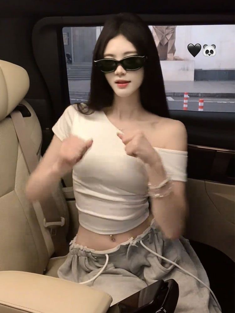 Asymmetrical Neckline, Cinched Waist, Short-Sleeve T-Shirt for Women, 2026 Summer New Korean Style, Slim-Fit, Off-Shoulder, Textured Top, Chic