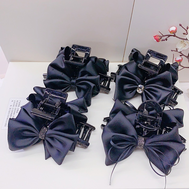 新款发饰批发女款质感轻奢13公分PC缎料蝴蝶结发夹抓夹鲨鱼夹发夹
