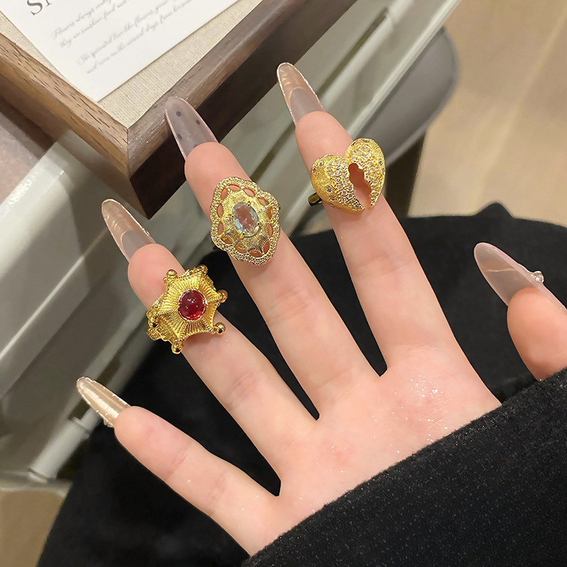 新中式復古金色亭台樓閣戒指女款鏤空鴿子蛋愛心拉絲食指戒指環潮