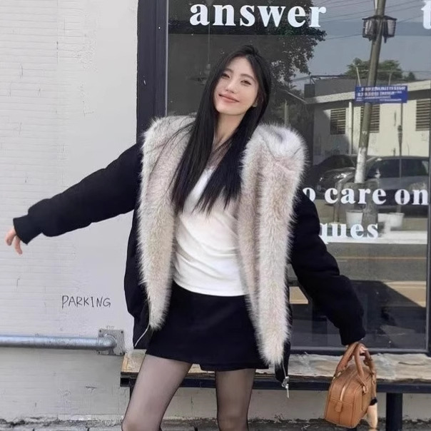 Trendy Chinese-Style Hooded Short Jacket with Fur Collar for Men and Women, Loose Thickened Plush Warm Cotton Coat for Autumn and Winter